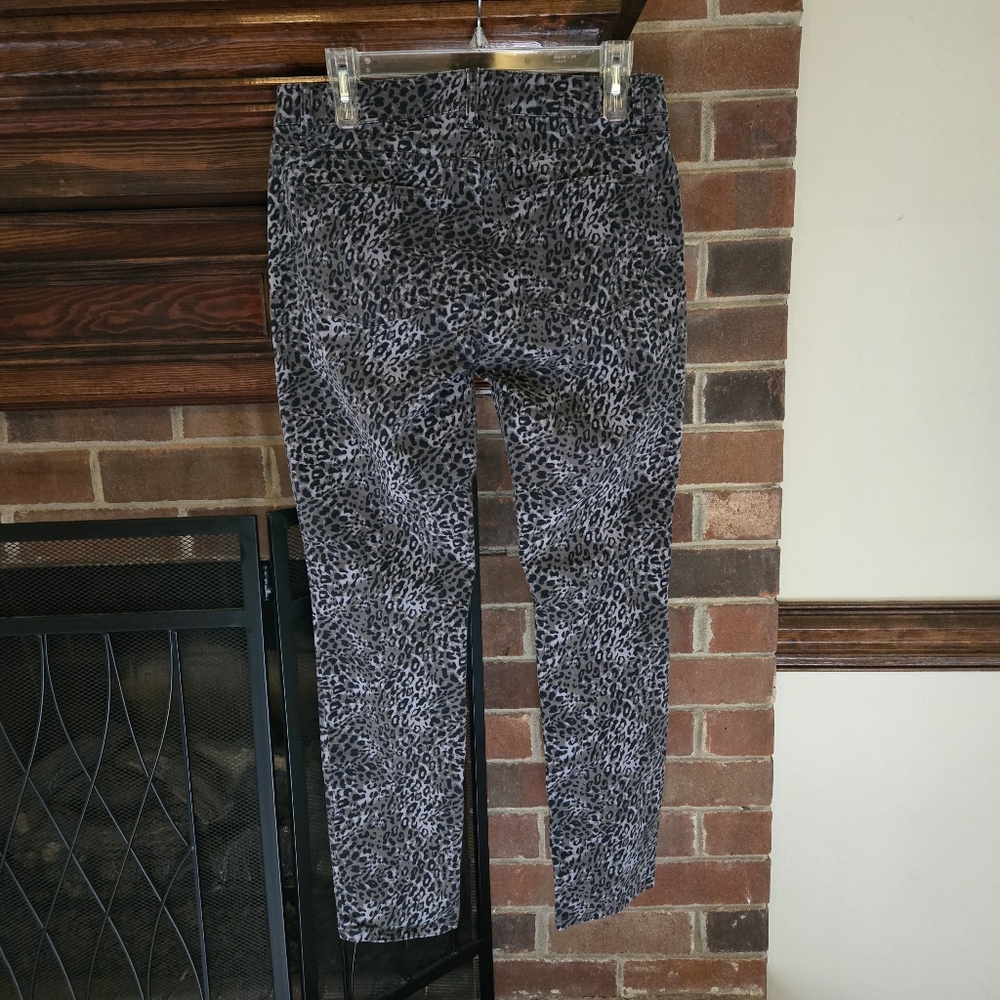 Leopard Print Pants - Picture 6 of 7